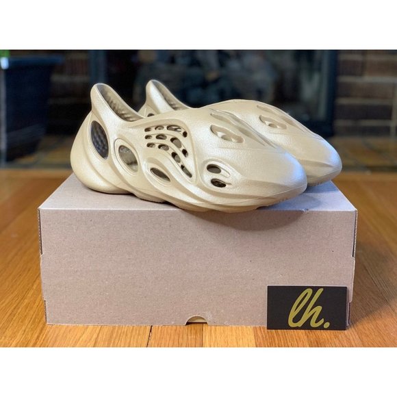 Size 12 Adidas Yeezy FoamRNNR "Ochre" - Picture 4 of 5